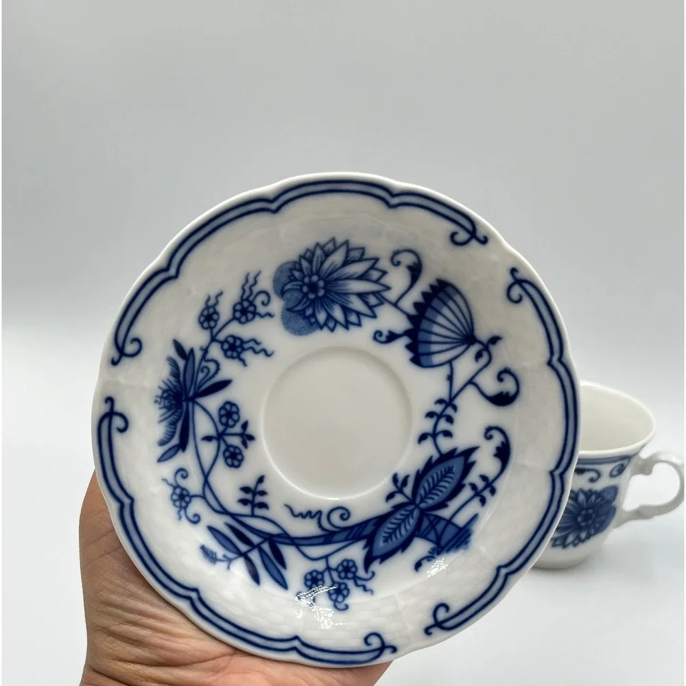 Thun Porcelain 
